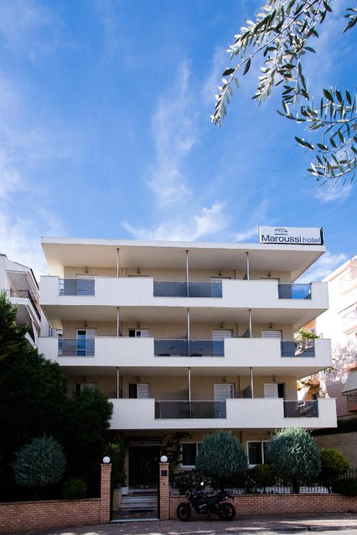 Club - Maroussi Hotel