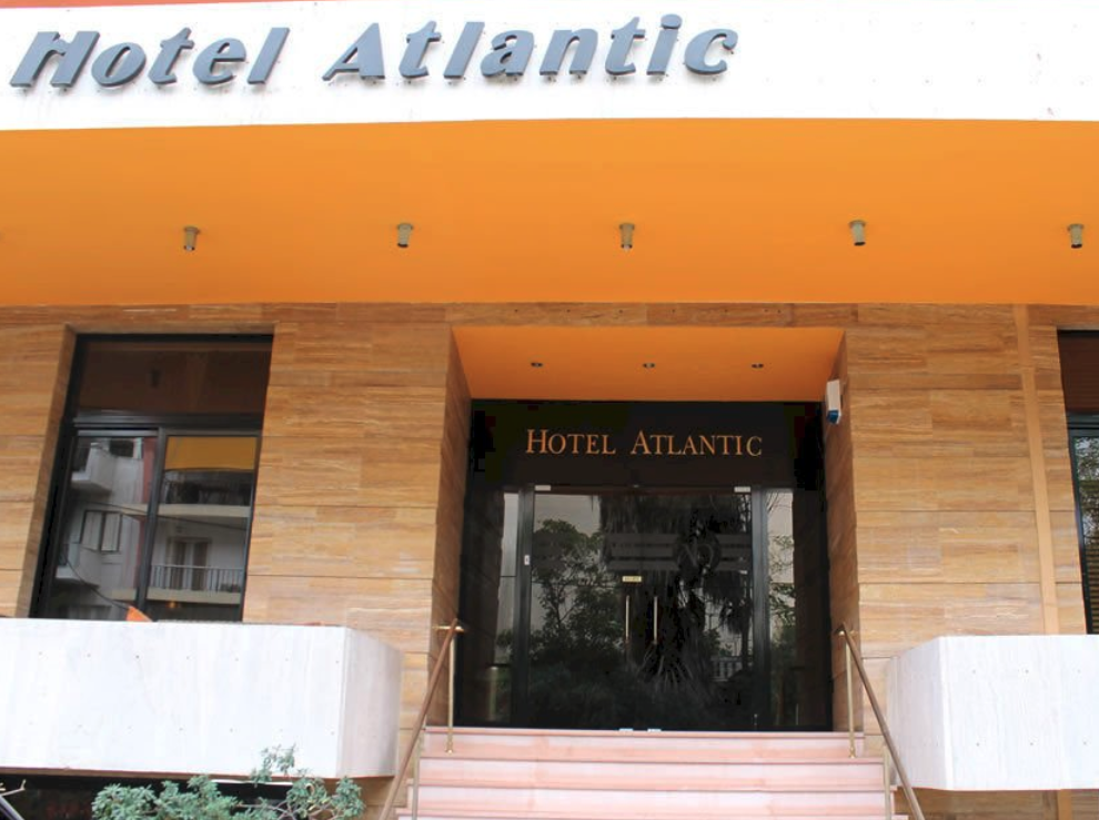 Club - Atlantic Hotel