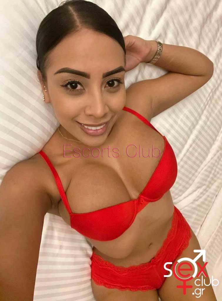Escort-Thaliana-3241