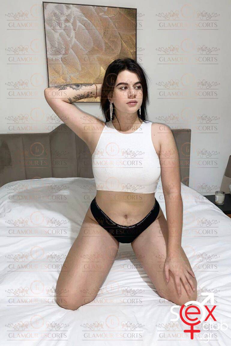 Escort-Victoria-4-4159