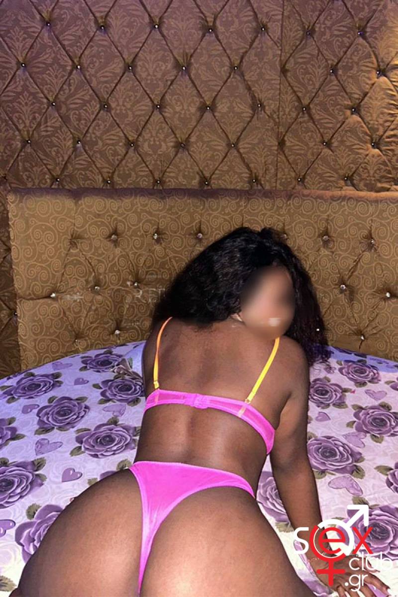 Escort-Crystal-6119