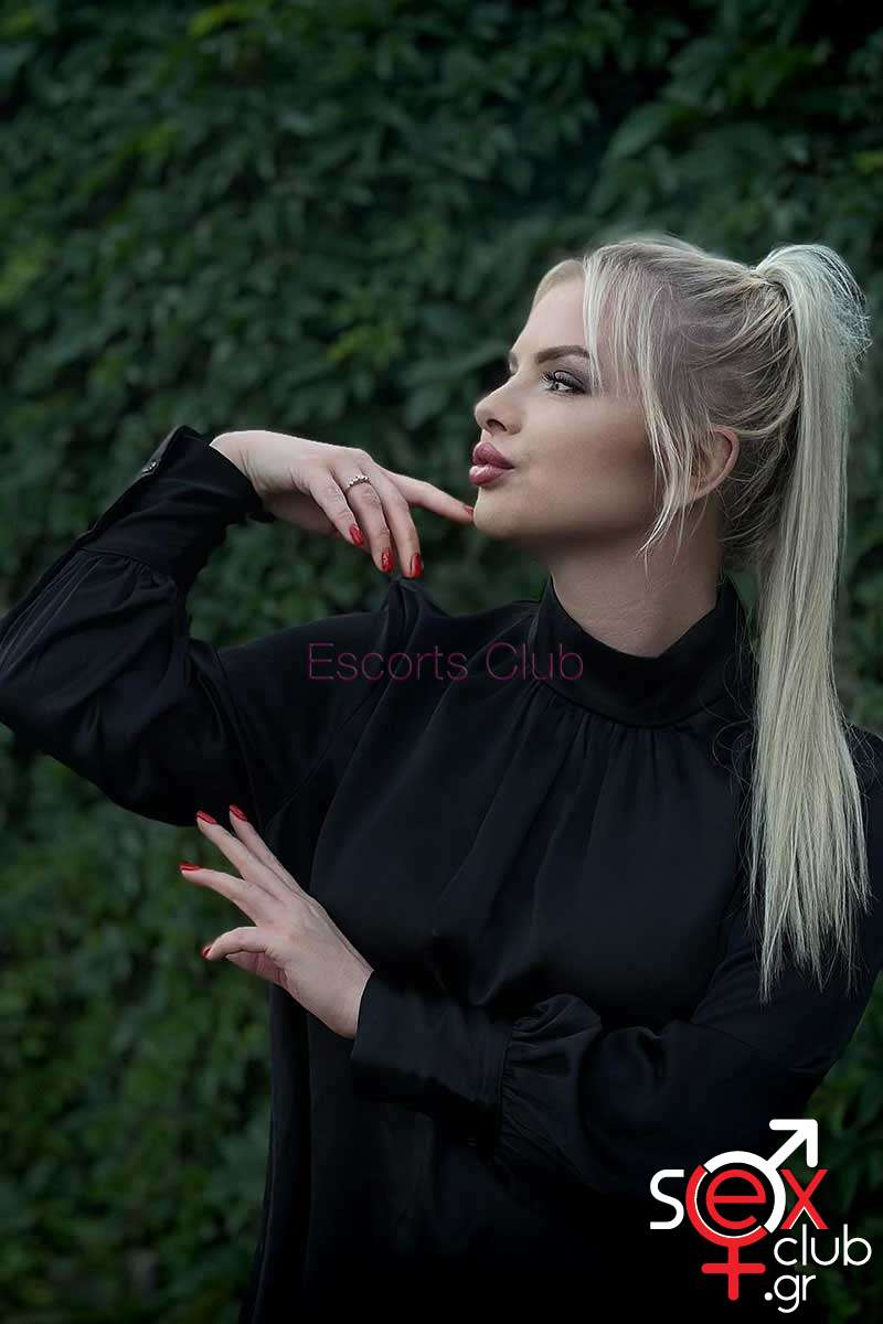 Escort-Aliki-2-8804