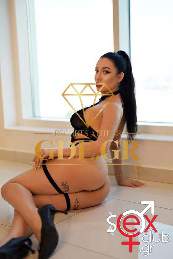 Escort-Scarlet-9363