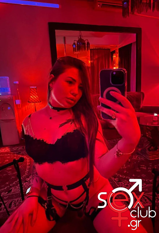 Escort-Ντέλια-9550