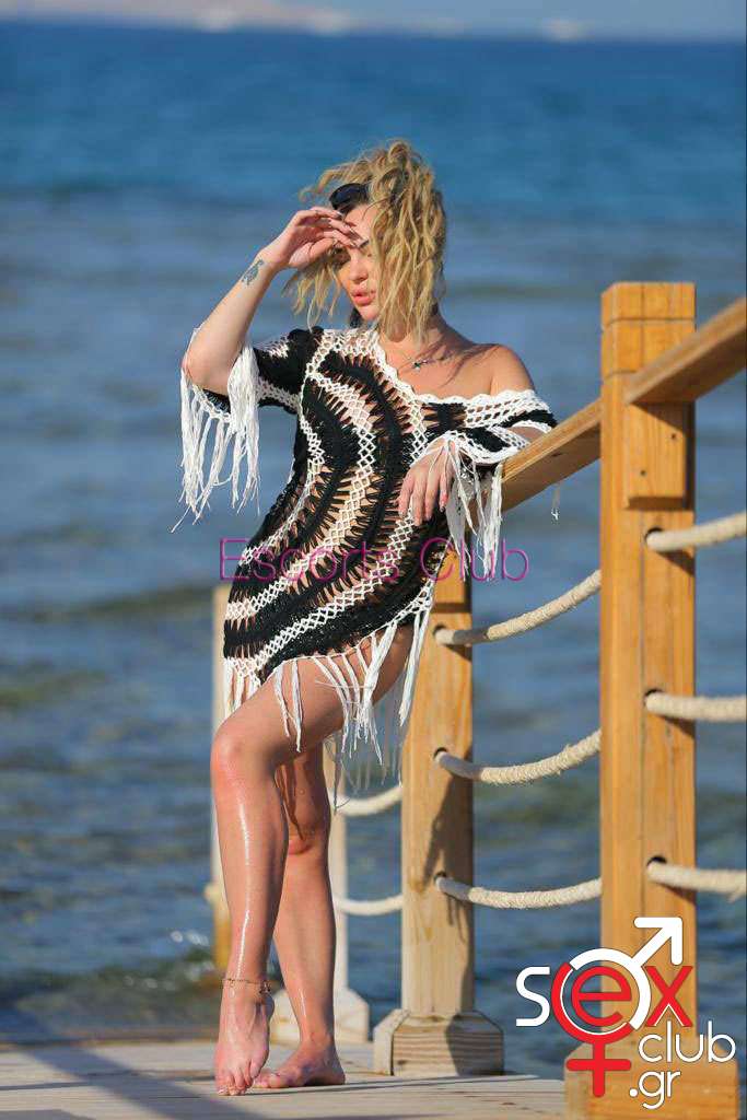 Escort-Julia-6-9976