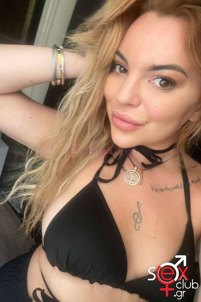 Escort-Julia-6-9976