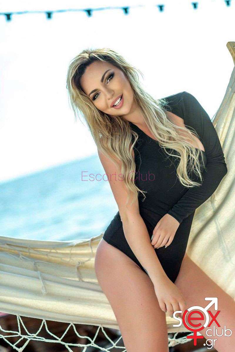 Escort-Julia-6-9976